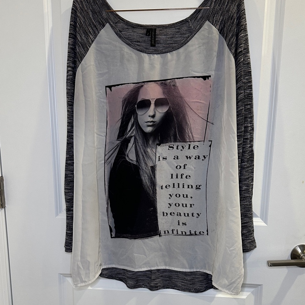 Maurices Black and White Graphic Long Sleeve Tee